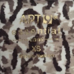 Apt. 9 Tops - Apt 9 Essential Leopard Print Tank Top Apt. 9 Tops - Apt 9 Essential Leopard Print Tank Top